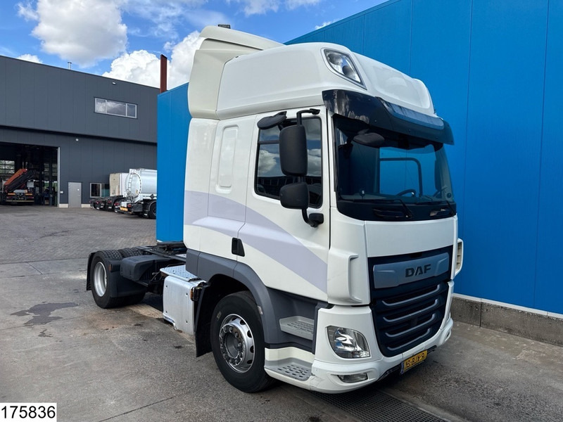 DAF CF 410 EURO 6 - Tracteur routier: photos 3 DAF CF 410 EURO 6 - Tracteur routier: photos 3