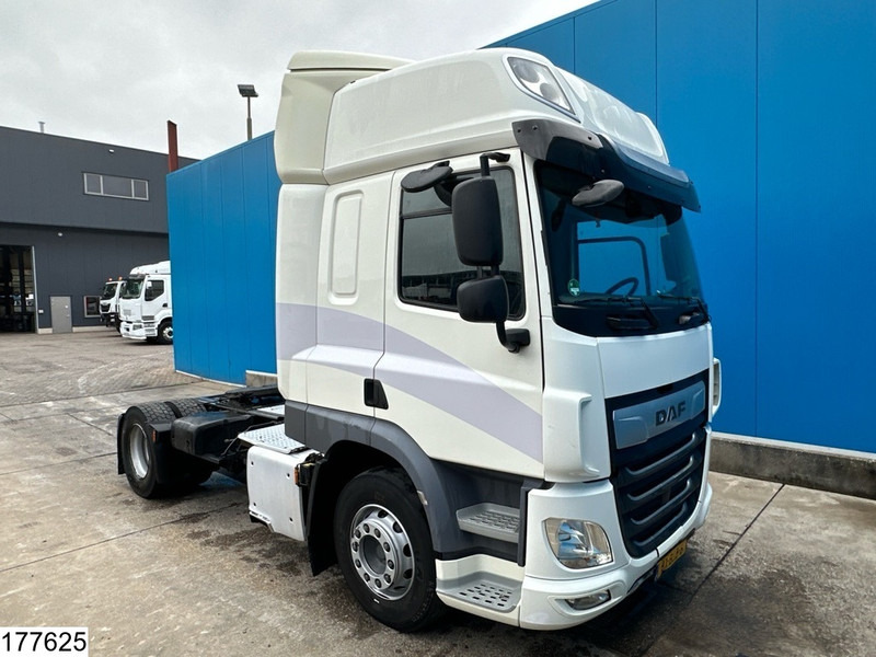 DAF CF 410 EURO 6 - Tracteur routier: photos 2 DAF CF 410 EURO 6 - Tracteur routier: photos 2