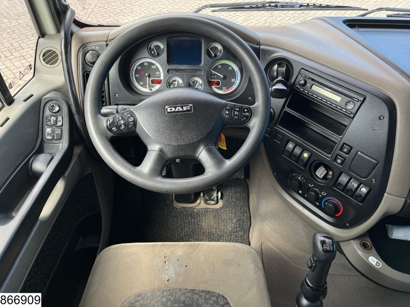 DAF XF 460 6x4, EURO 5, Manual, Retarder, Hydrauliek - Tracteur routier: photos 5 DAF XF 460 6x4, EURO 5, Manual, Retarder, Hydrauliek - Tracteur routier: photos 5