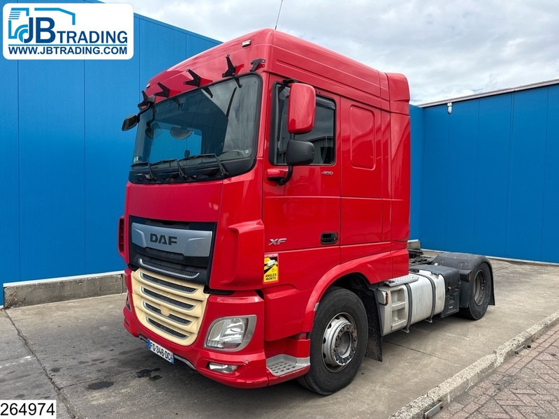 DAF XF 480 EURO 6, Retarder, PTO, Standairco, defects - Tracteur routier: photos 1 DAF XF 480 EURO 6, Retarder, PTO, Standairco, defects - Tracteur routier: photos 1