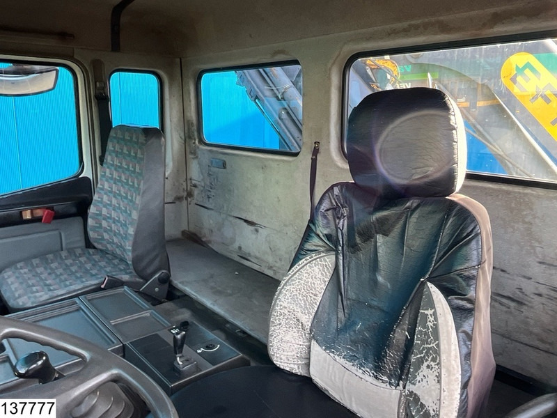 Mercedes-Benz 2031 Manual, Steelsuspension, Effer 210 - Tracteur routier: photos 5 Mercedes-Benz 2031 Manual, Steelsuspension, Effer 210 - Tracteur routier: photos 5