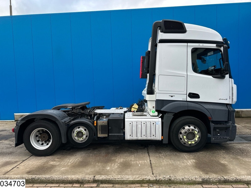 Crédit-bail Mercedes-Benz Actros 2443 6x2, EURO 6, RHD, ADR, Hydraulic Mercedes-Benz Actros 2443 6x2, EURO 6, RHD, ADR, Hydraulic: photos 12 Crédit-bail Mercedes-Benz Actros 2443 6x2, EURO 6, RHD, ADR, Hydraulic Mercedes-Benz Actros 2443 6x2, EURO 6, RHD, ADR, Hydraulic: photos 12