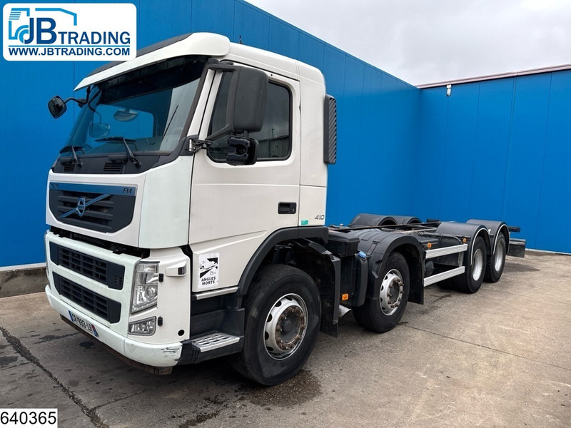 Volvo FM 410 8x4, EURO 5, PTO - Châssis cabine: photos 1 Volvo FM 410 8x4, EURO 5, PTO - Châssis cabine: photos 1