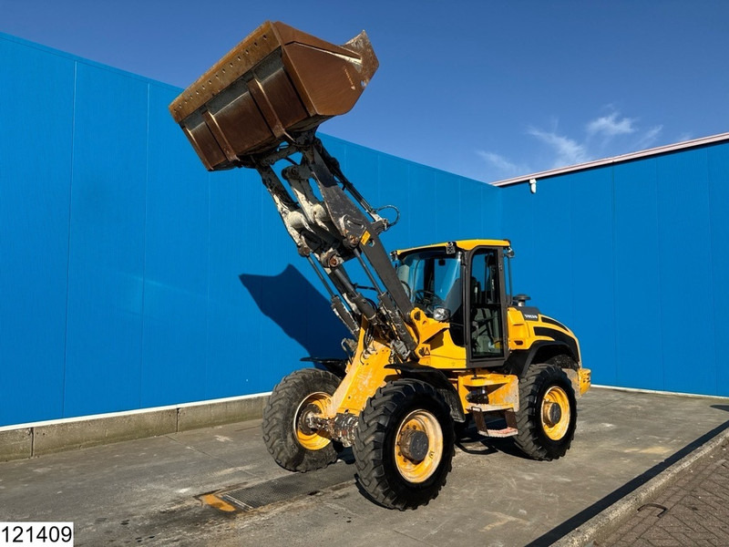 Volvo L45h 8670KG, 4750MM lifting height, 75KW - Chargeuse sur pneus: photos 2 Volvo L45h 8670KG, 4750MM lifting height, 75KW - Chargeuse sur pneus: photos 2