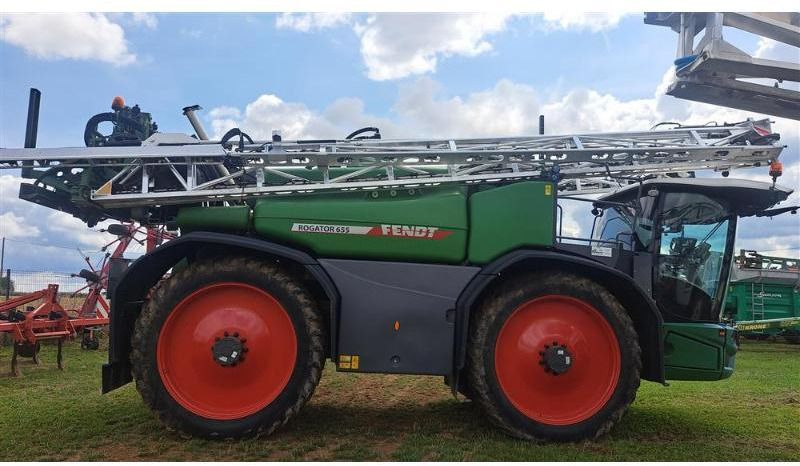 FENDT ROGATOR655 - Pulvé automoteur: photos 3 FENDT ROGATOR655 - Pulvé automoteur: photos 3