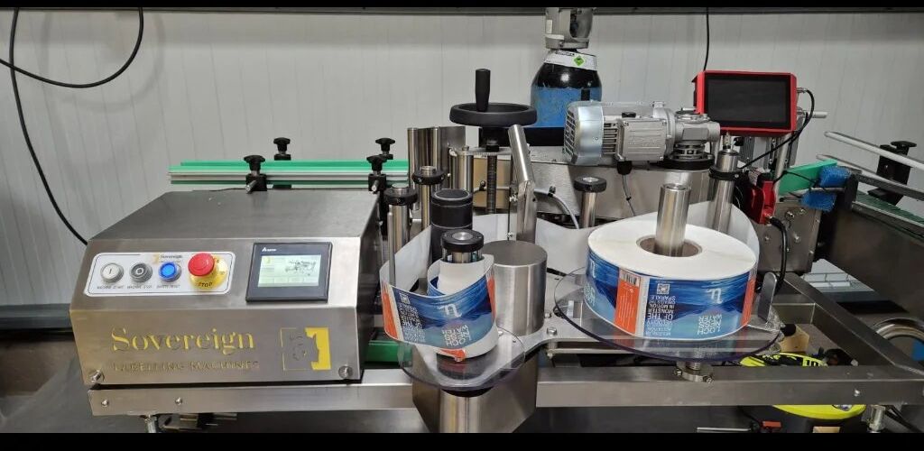 Used SOVEREIGN Labelling machine 2500 BPH - Machine à étiquettes: photos 2 Used SOVEREIGN Labelling machine 2500 BPH - Machine à étiquettes: photos 2