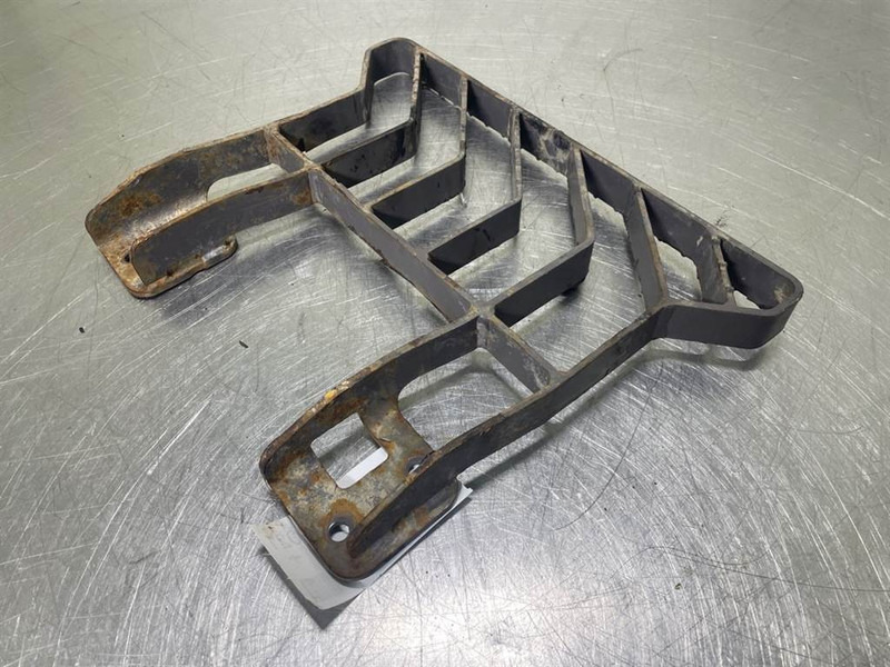 Ahlmann AS900-23120256-Stair panel/Trittstufen/Traptreden - Frame/ Châssis pour Engins de chantier: photos 4 Ahlmann AS900-23120256-Stair panel/Trittstufen/Traptreden - Frame/ Châssis pour Engins de chantier: photos 4