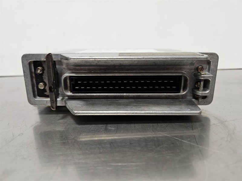 Ahlmann AZ14-ZF EST34-6009062402-Control box/Steuermodul - Système électrique pour Engins de chantier: photos 4 Ahlmann AZ14-ZF EST34-6009062402-Control box/Steuermodul - Système électrique pour Engins de chantier: photos 4