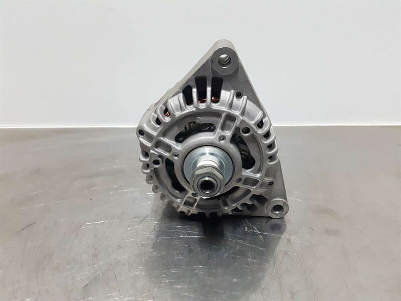 Ahlmann AZ150-28V 55A-Alternator/Lichtmaschine/Dynamo - Moteur pour Engins de chantier: photos 2 Ahlmann AZ150-28V 55A-Alternator/Lichtmaschine/Dynamo - Moteur pour Engins de chantier: photos 2