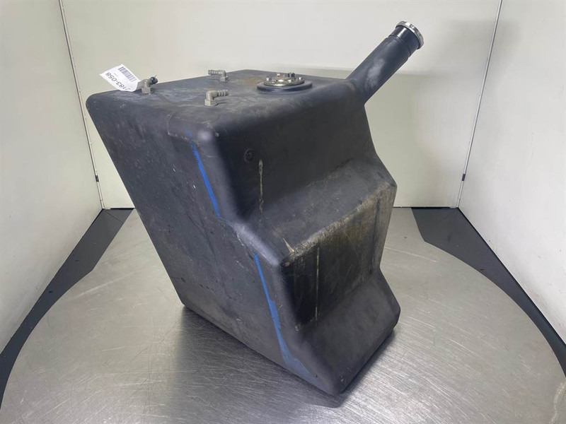Ahlmann AZ150-4100050A-Fuel tank/Kraftstofftank - Frame/ Châssis pour Engins de chantier: photos 1 Ahlmann AZ150-4100050A-Fuel tank/Kraftstofftank - Frame/ Châssis pour Engins de chantier: photos 1