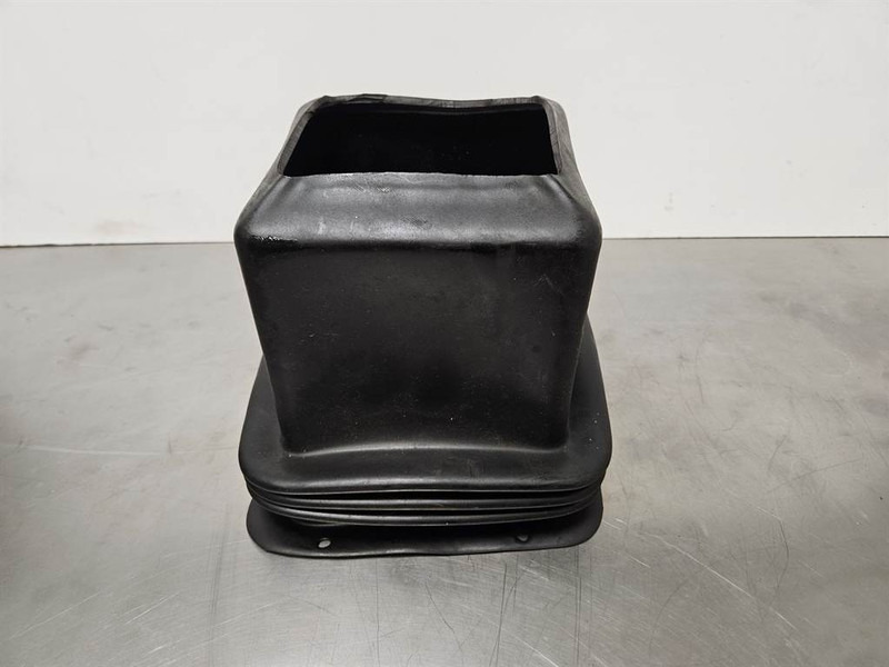 Ahlmann AZ150-4100451A-Bellows/Faltenbalg/Rubberhoes - Cabine et intérieur pour Engins de chantier: photos 4 Ahlmann AZ150-4100451A-Bellows/Faltenbalg/Rubberhoes - Cabine et intérieur pour Engins de chantier: photos 4