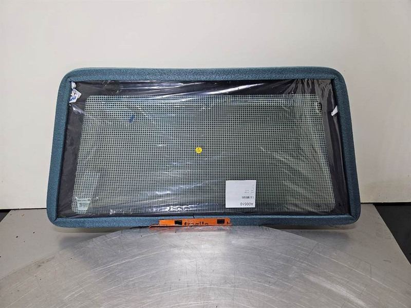 Ahlmann AZ150-4102176A-Window/Scheibe/Dakruit - Cabine et intérieur pour Engins de chantier: photos 1 Ahlmann AZ150-4102176A-Window/Scheibe/Dakruit - Cabine et intérieur pour Engins de chantier: photos 1