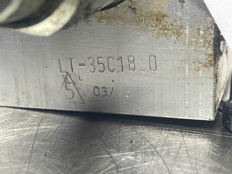 Ahlmann AZ6-4195590A-LT-35C18.0-Valve/Doppelschockventil - Hydraulique pour Engins de chantier: photos 4 Ahlmann AZ6-4195590A-LT-35C18.0-Valve/Doppelschockventil - Hydraulique pour Engins de chantier: photos 4