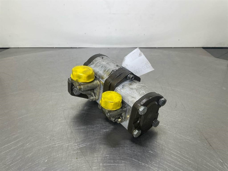 Ahlmann AZ6-4198288A/4198096A/4117394A-Gearpump - Hydraulique pour Engins de chantier: photos 2 Ahlmann AZ6-4198288A/4198096A/4117394A-Gearpump - Hydraulique pour Engins de chantier: photos 2