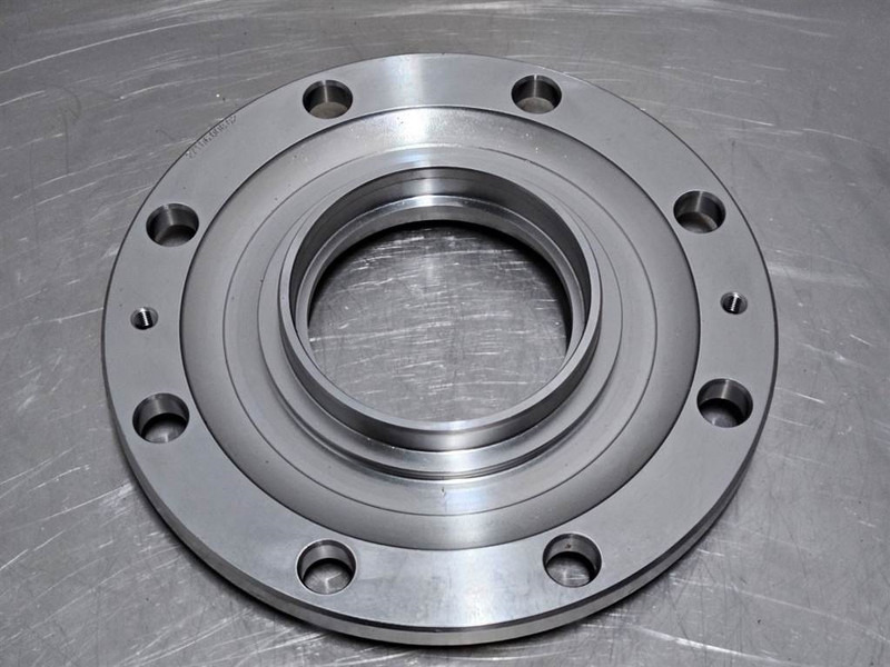 Ahlmann AZ85-4109124A-Wheel hub/Radnabe/Wielnaaf - Essieu et pièces pour Engins de chantier: photos 2 Ahlmann AZ85-4109124A-Wheel hub/Radnabe/Wielnaaf - Essieu et pièces pour Engins de chantier: photos 2