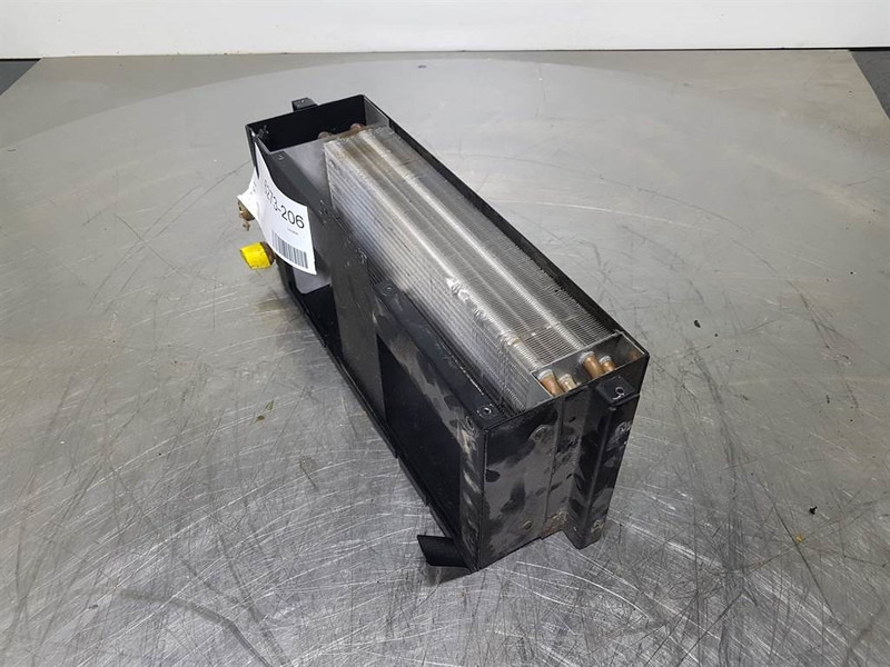 Atlas AR65-Avrora 151-AT1-0001-AR65-Airco condenser - Frame/ Châssis pour Engins de chantier: photos 2 Atlas AR65-Avrora 151-AT1-0001-AR65-Airco condenser - Frame/ Châssis pour Engins de chantier: photos 2