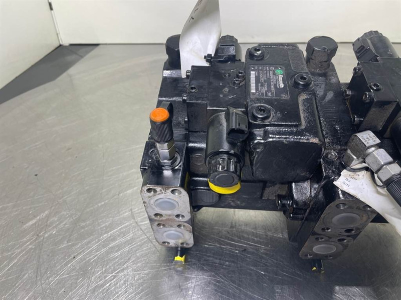 Bomag -Rexroth A10VG28EP4D1/10L-Drive pump/Fahrpumpe - Hydraulique pour Engins de chantier: photos 1 Bomag -Rexroth A10VG28EP4D1/10L-Drive pump/Fahrpumpe - Hydraulique pour Engins de chantier: photos 1