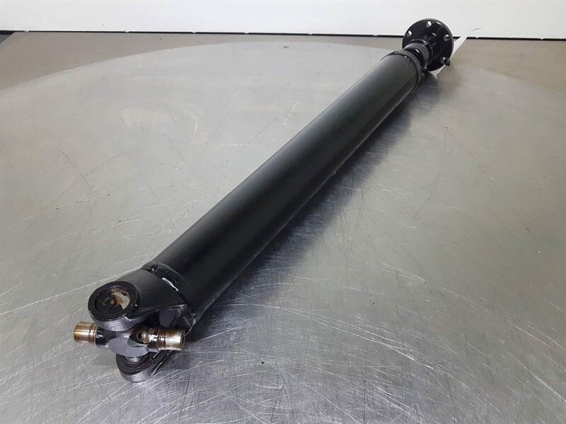 Case 621D - Propshaft/Gelenkwelle/Cardanas - Essieu et pièces pour Engins de chantier: photos 3 Case 621D - Propshaft/Gelenkwelle/Cardanas - Essieu et pièces pour Engins de chantier: photos 3