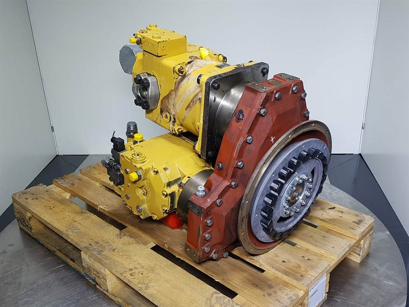 Cat 580B / Ecolog 580 - Transmission/Getriebe - Boîte de vitesse et pièces pour Engins de chantier: photos 1 Cat 580B / Ecolog 580 - Transmission/Getriebe - Boîte de vitesse et pièces pour Engins de chantier: photos 1