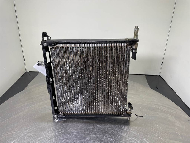 Cat 907M-444-1760-Airco condenser/Klimakondensator - Frame/ Châssis pour Engins de chantier: photos 3 Cat 907M-444-1760-Airco condenser/Klimakondensator - Frame/ Châssis pour Engins de chantier: photos 3