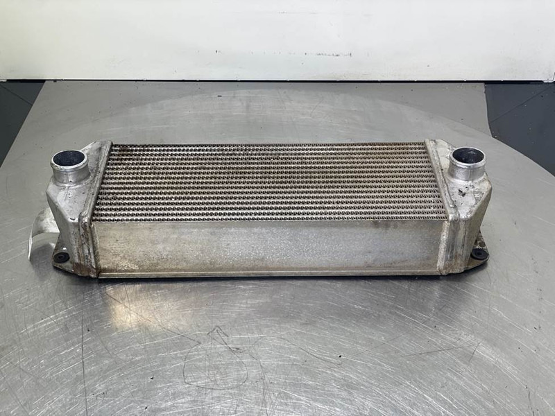 Cat 924G-185-1017-Cooler/Kühler/Koeler - Moteur pour Engins de chantier: photos 2 Cat 924G-185-1017-Cooler/Kühler/Koeler - Moteur pour Engins de chantier: photos 2