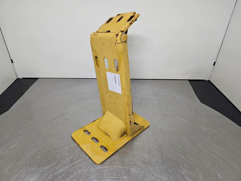 Cat 966H-300-5458-Fender bracket/Halter/Steun - Frame/ Châssis pour Engins de chantier: photos 2 Cat 966H-300-5458-Fender bracket/Halter/Steun - Frame/ Châssis pour Engins de chantier: photos 2
