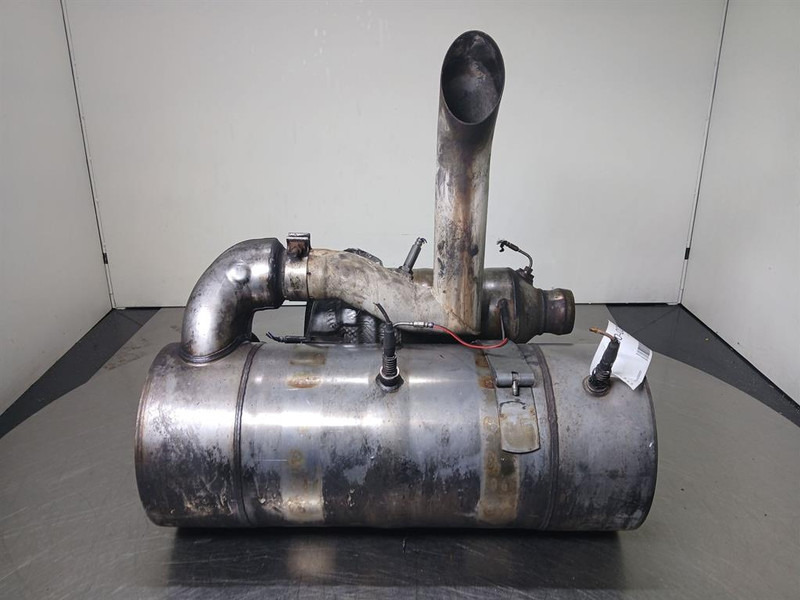 Cat M316 - 563-7899 - Exhaust/Auspuff/Uitlaat - Moteur pour Engins de chantier: photos 1 Cat M316 - 563-7899 - Exhaust/Auspuff/Uitlaat - Moteur pour Engins de chantier: photos 1