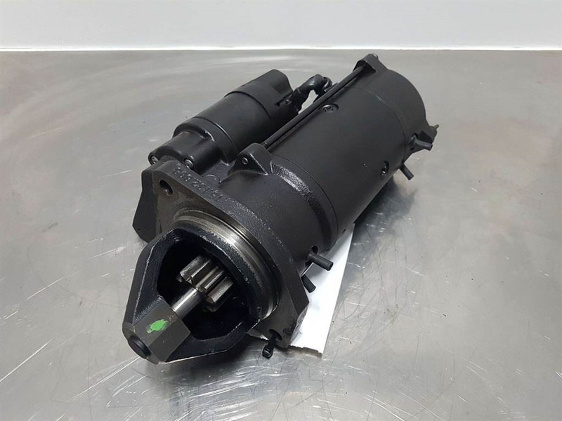 Deutz 12V 9T 4,0KW - Starter/Anlasser/Startmotor - Moteur pour Engins de chantier: photos 1 Deutz 12V 9T 4,0KW - Starter/Anlasser/Startmotor - Moteur pour Engins de chantier: photos 1