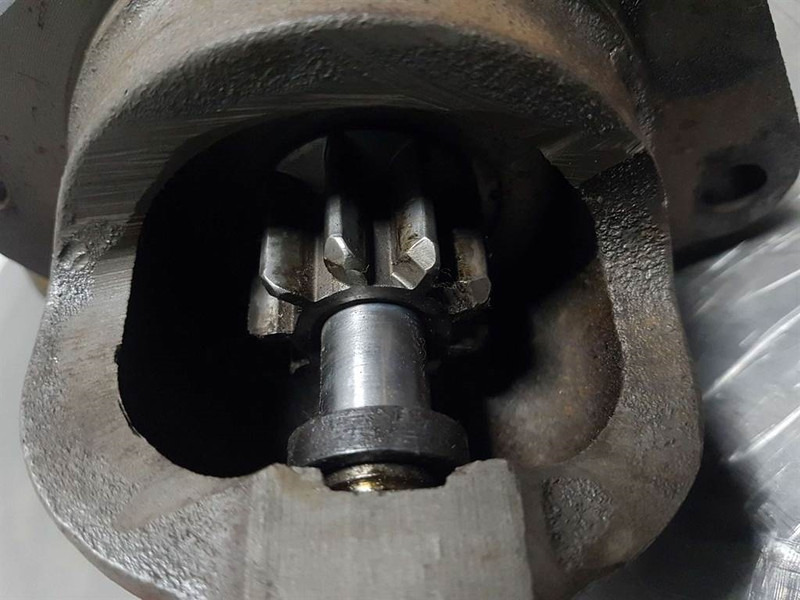 Deutz 912/913-12V 9T 3,0KW-Starter/Anlasser/Startmotor - Moteur pour Engins de chantier: photos 4 Deutz 912/913-12V 9T 3,0KW-Starter/Anlasser/Startmotor - Moteur pour Engins de chantier: photos 4