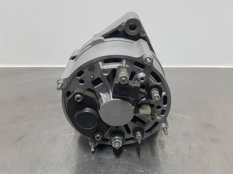 Deutz 913/1013-28V 55A-Alternator/Lichtmaschine/Dynamo - Moteur pour Engins de chantier: photos 5 Deutz 913/1013-28V 55A-Alternator/Lichtmaschine/Dynamo - Moteur pour Engins de chantier: photos 5