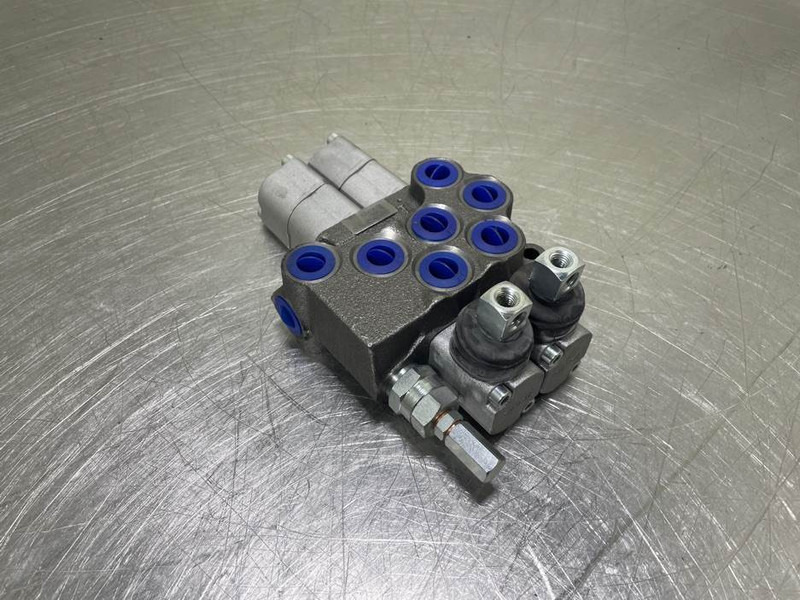 Dinoil D06DE2BACDZ180160-Valve/Ventile/Ventiel - Hydraulique pour Engins de chantier: photos 3 Dinoil D06DE2BACDZ180160-Valve/Ventile/Ventiel - Hydraulique pour Engins de chantier: photos 3