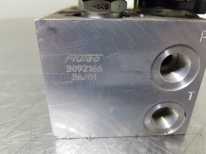 Flutec 3092166-Hydac-Valve/Ventile/Ventiel - Hydraulique pour Engins de chantier: photos 4 Flutec 3092166-Hydac-Valve/Ventile/Ventiel - Hydraulique pour Engins de chantier: photos 4