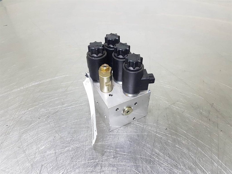 Flutec 3092166-Hydac-Valve/Ventile/Ventiel - Hydraulique pour Engins de chantier: photos 1 Flutec 3092166-Hydac-Valve/Ventile/Ventiel - Hydraulique pour Engins de chantier: photos 1