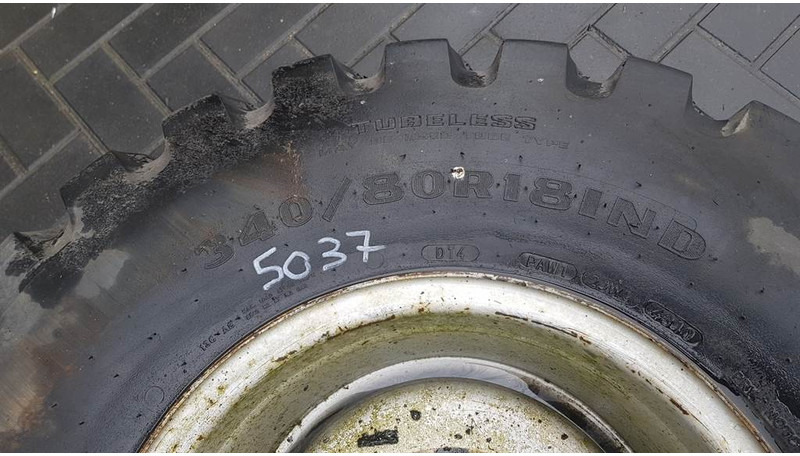 Goodyear 340/80-R18 IND - Tyre/Reifen/Band - Pneus et jantes pour Engins de chantier: photos 3 Goodyear 340/80-R18 IND - Tyre/Reifen/Band - Pneus et jantes pour Engins de chantier: photos 3