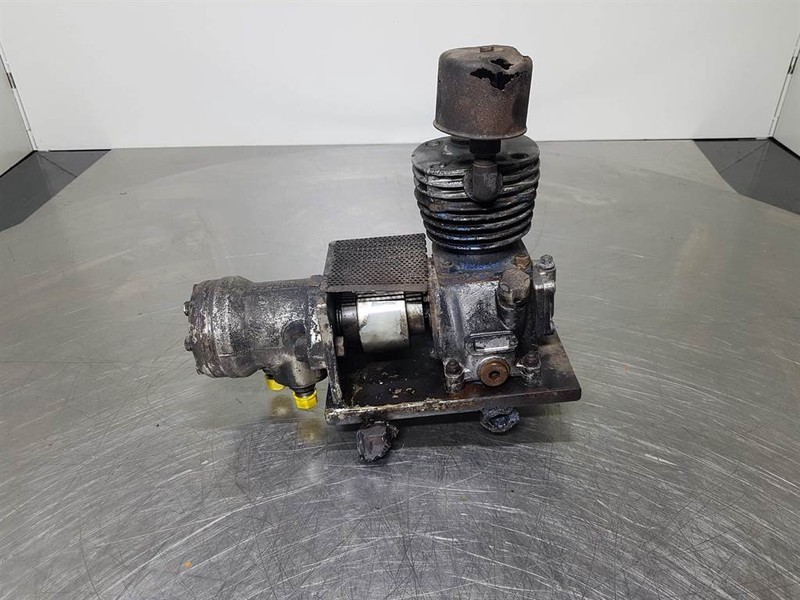 Graubremse KS100DE - Compressor/Kompressor - Compresseur d'air: photos 4 Graubremse KS100DE - Compressor/Kompressor - Compresseur d'air: photos 4