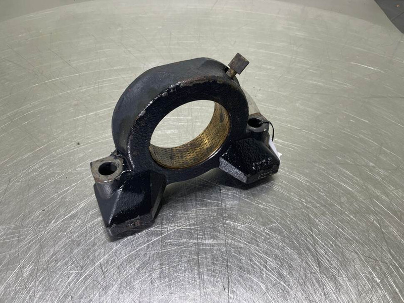 Hitachi ZW95LSD-Spicer Dana 315/111/102-Bearing block - Essieu et pièces pour Engins de chantier: photos 1 Hitachi ZW95LSD-Spicer Dana 315/111/102-Bearing block - Essieu et pièces pour Engins de chantier: photos 1