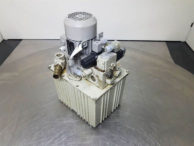 Hydac -0,25 kW-Rotor 5RN71MO4E12-Compact-/steering - Hydraulique pour Engins de chantier: photos 3 Hydac -0,25 kW-Rotor 5RN71MO4E12-Compact-/steering - Hydraulique pour Engins de chantier: photos 3