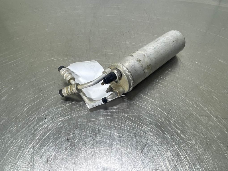 Hyundai HL757-7A-11N6-90060 / A4W00615 / ASRN60D-M5-Drier - Frame/ Châssis pour Engins de chantier: photos 1 Hyundai HL757-7A-11N6-90060 / A4W00615 / ASRN60D-M5-Drier - Frame/ Châssis pour Engins de chantier: photos 1