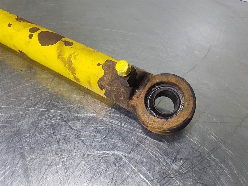 Hyundai HL760-9 - Steering cylinder/Lenkzylinder/Cilinder - Hydraulique: photos 2 Hyundai HL760-9 - Steering cylinder/Lenkzylinder/Cilinder - Hydraulique: photos 2