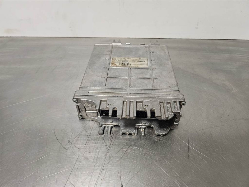 JCB 416 HT-ZF EST37A (24V)-ECU/Control box/Steuermodul - Système électrique pour Engins de chantier: photos 4 JCB 416 HT-ZF EST37A (24V)-ECU/Control box/Steuermodul - Système électrique pour Engins de chantier: photos 4