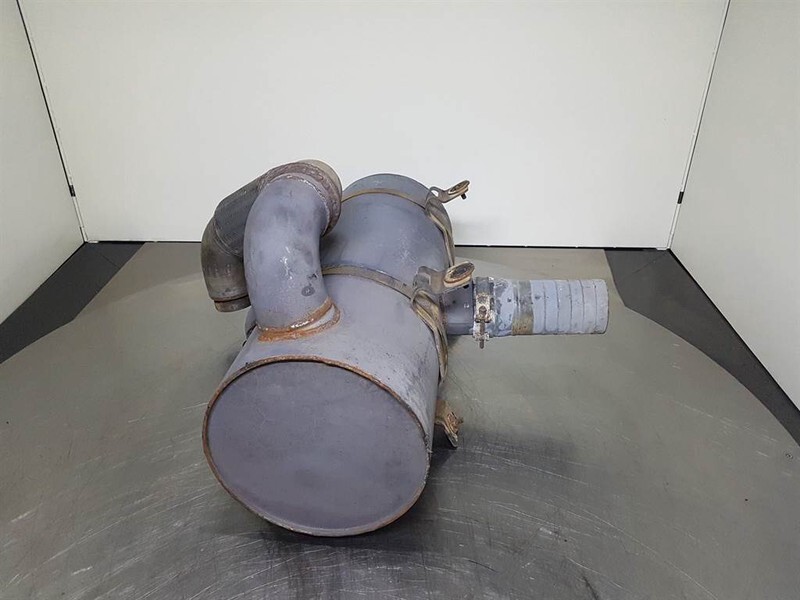 JCB 426E AGRI HT - Exhaust/Auspuff/Uitlaat - Moteur pour Engins de chantier: photos 3 JCB 426E AGRI HT - Exhaust/Auspuff/Uitlaat - Moteur pour Engins de chantier: photos 3