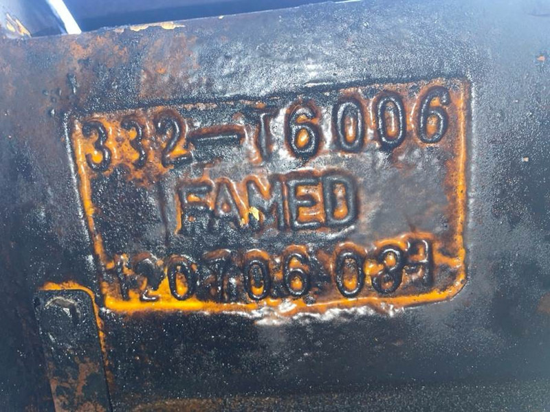 JCB TM220-332-T6006-Counterweight/Heckgewicht - Frame/ Châssis pour Engins de chantier: photos 5 JCB TM220-332-T6006-Counterweight/Heckgewicht - Frame/ Châssis pour Engins de chantier: photos 5