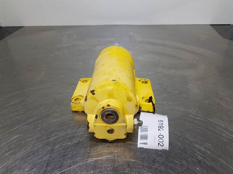 Komatsu PW95 - Support cylinder/Stuetzzylinder - Hydraulique: photos 3 Komatsu PW95 - Support cylinder/Stuetzzylinder - Hydraulique: photos 3
