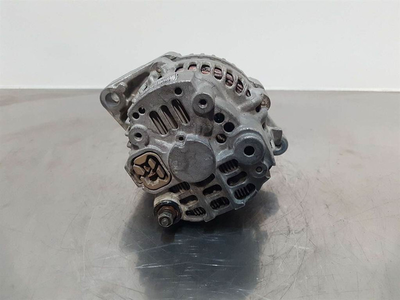 Kubota 12V 60A-A1TA1777-Alternator/Lichtmaschine/Dynamo - Moteur pour Engins de chantier: photos 5 Kubota 12V 60A-A1TA1777-Alternator/Lichtmaschine/Dynamo - Moteur pour Engins de chantier: photos 5