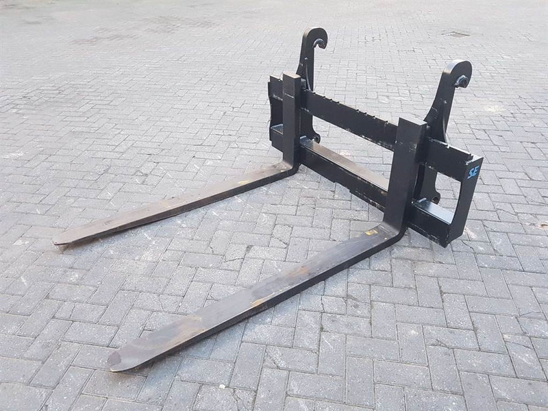 Liebherr/Komatsu/Volvo BM/5-TON-Palletvorken/Forks - Fourches: photos 1 Liebherr/Komatsu/Volvo BM/5-TON-Palletvorken/Forks - Fourches: photos 1