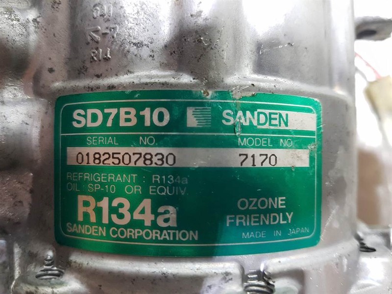 Liebherr L507-Sanden SD7B10-7170-Compressor/Kompressor - Compresseur de climatisation pour Engins de chantier: photos 4 Liebherr L507-Sanden SD7B10-7170-Compressor/Kompressor - Compresseur de climatisation pour Engins de chantier: photos 4
