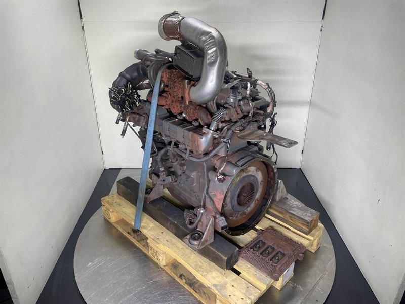 Liebherr L524-10816848-John Deere 4045HFL92-Engine/Motor - Moteur pour Engins de chantier: photos 3 Liebherr L524-10816848-John Deere 4045HFL92-Engine/Motor - Moteur pour Engins de chantier: photos 3