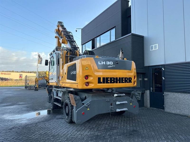 Liebherr LH 30 M - Pelle de manutention: photos 4 Liebherr LH 30 M - Pelle de manutention: photos 4