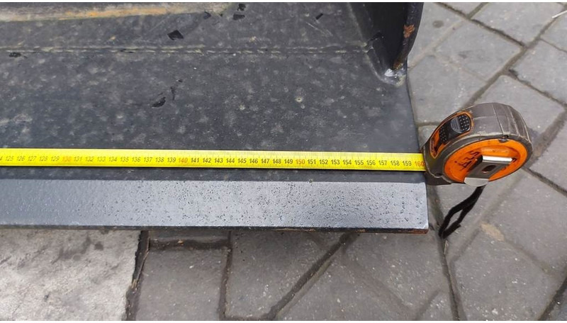 Liebherr R920 Compact-1,60 mtr-Bucket/Tieflöffel/Graafbak - Godet pour Engins de chantier: photos 4 Liebherr R920 Compact-1,60 mtr-Bucket/Tieflöffel/Graafbak - Godet pour Engins de chantier: photos 4