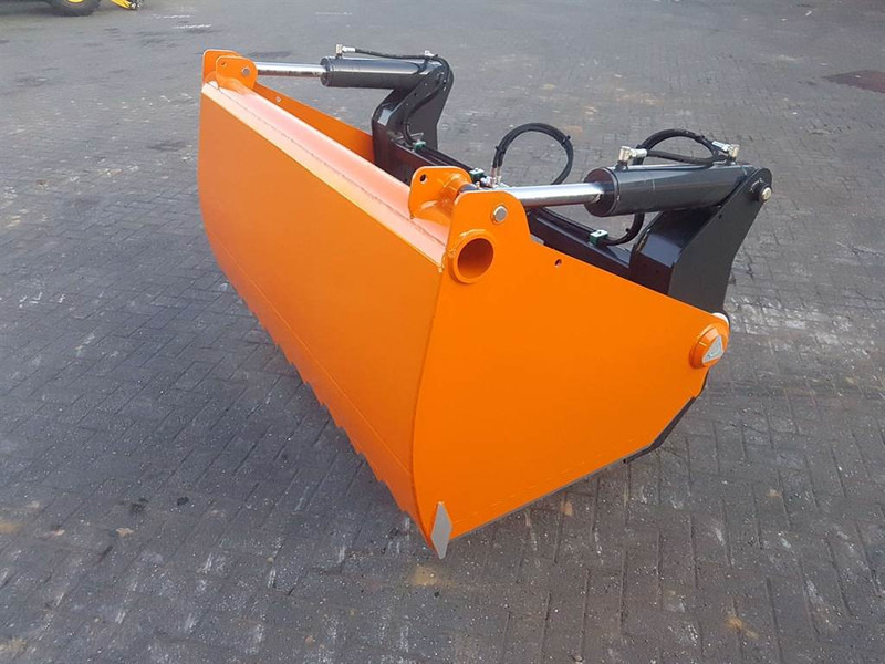 MAMMUT SC195M - Silage cutter/Silageschneider/Kuilhapper - Matériel d'ensilage: photos 1 MAMMUT SC195M - Silage cutter/Silageschneider/Kuilhapper - Matériel d'ensilage: photos 1